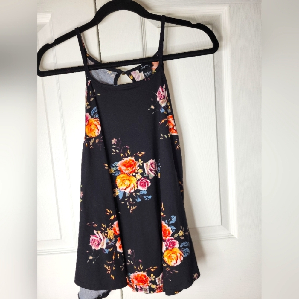 Justify Size XL Flowy Tank Floral Print with Button Closure